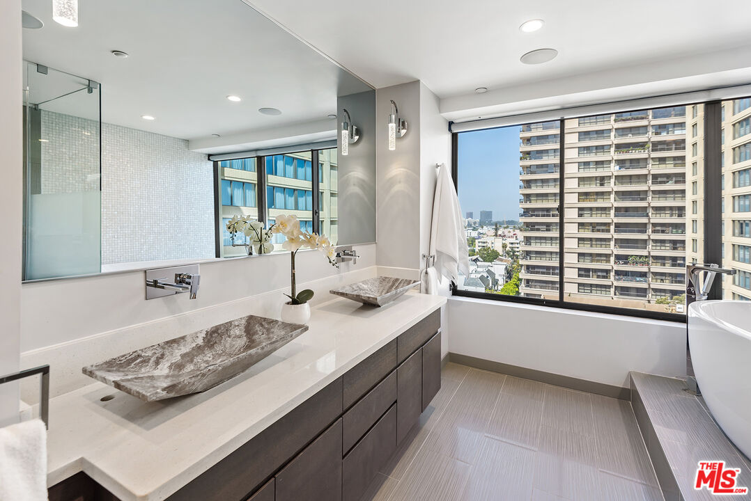 MLS #25587483 image #33