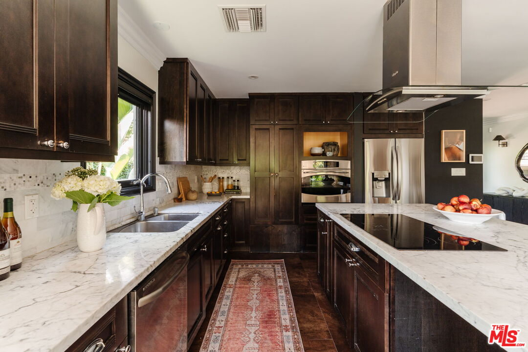 MLS #25587539 image #11