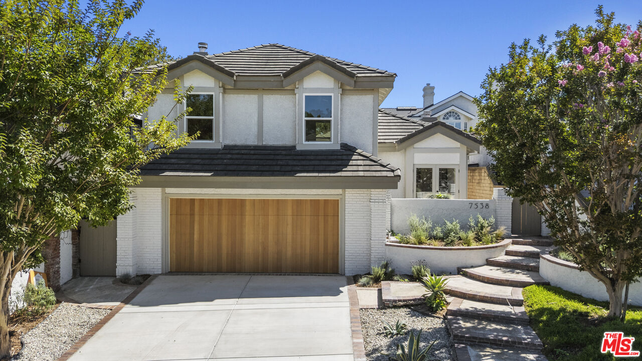 MLS #25587541 image #0