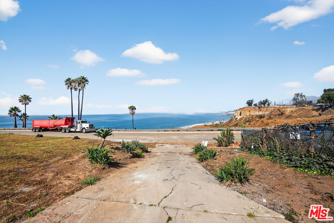 MLS #25587669 image #16