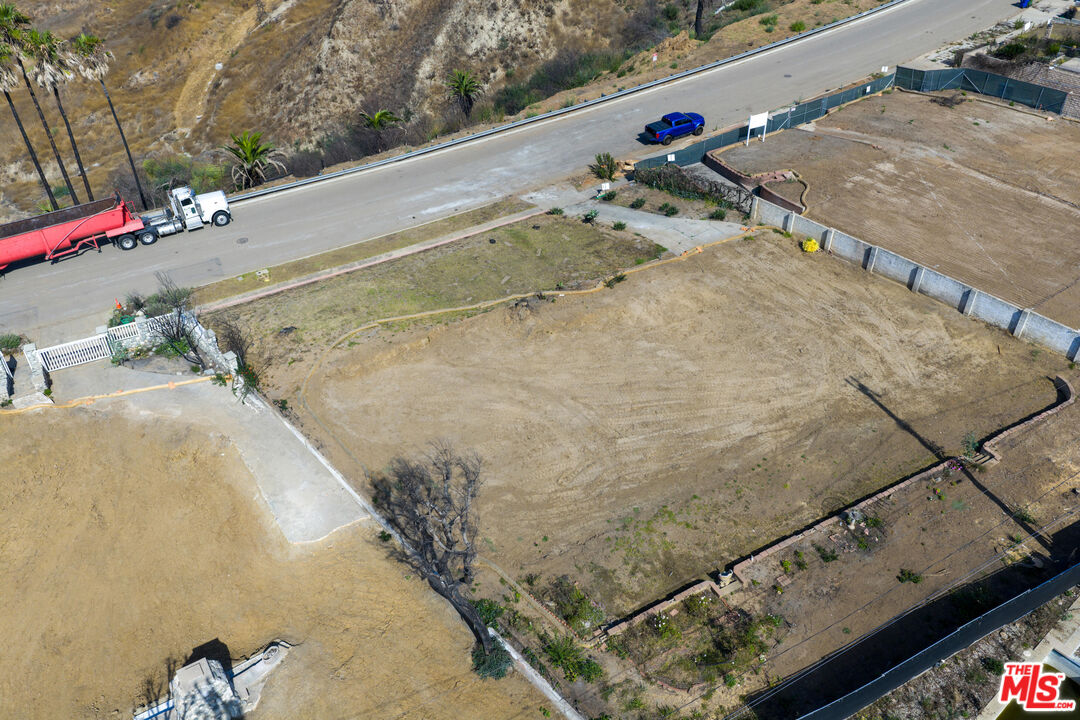 MLS #25587669 image #18