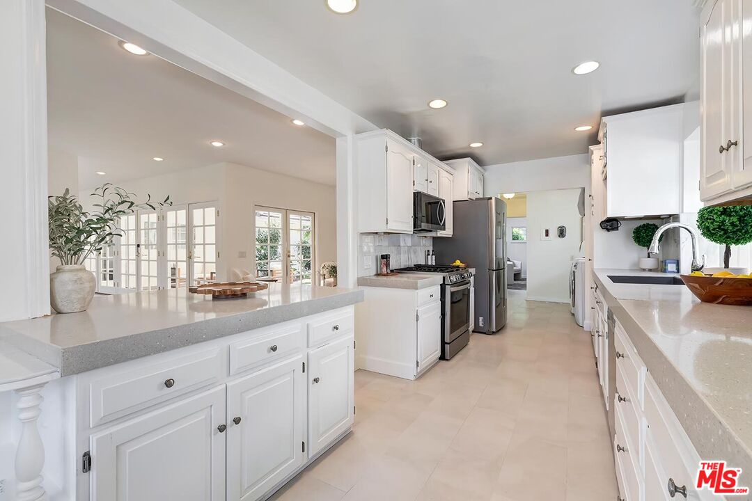 MLS #25587723 image #17