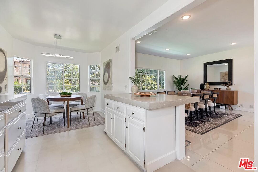 MLS #25587723 image #22