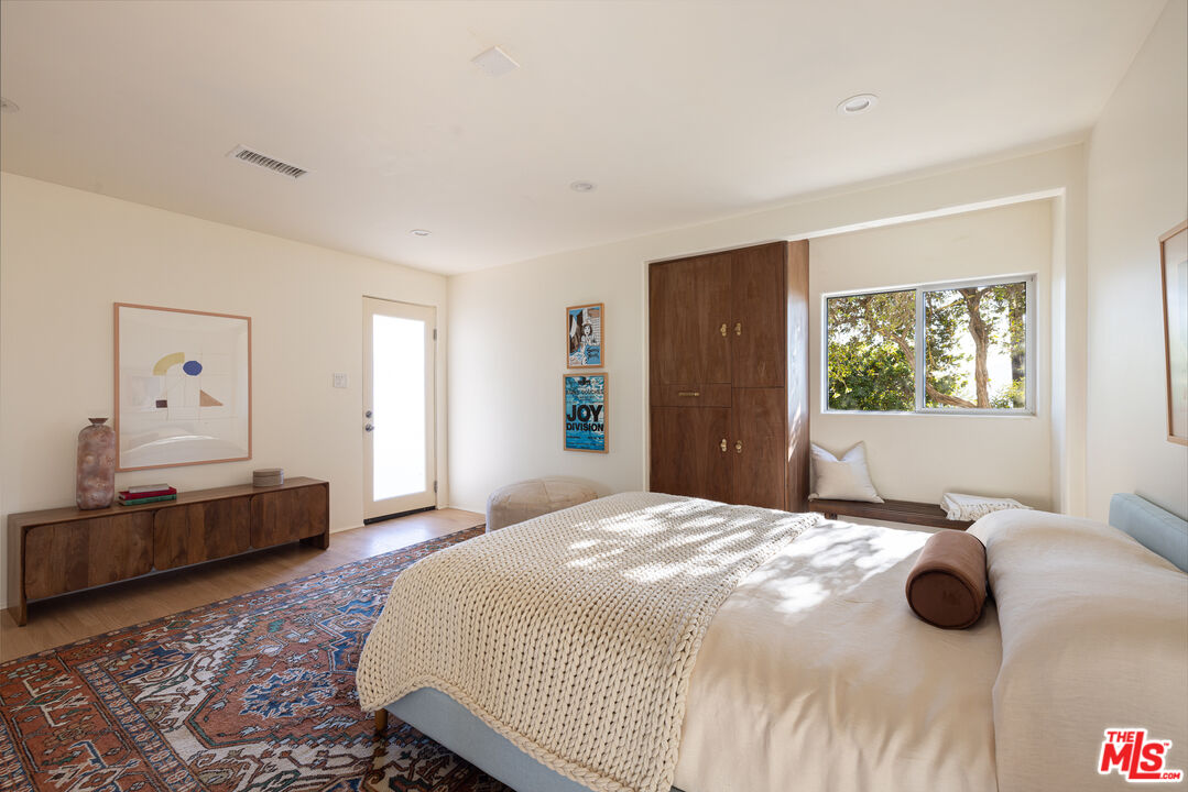 MLS #25587729 image #24