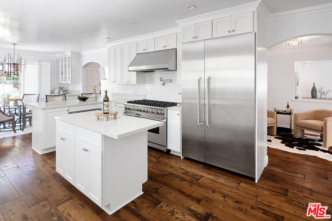 MLS #25587735 image #2