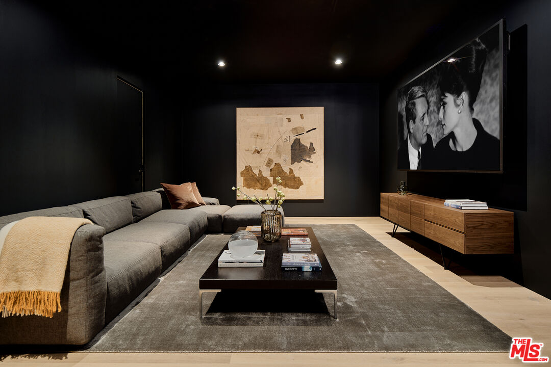 MLS #25587743 image #16