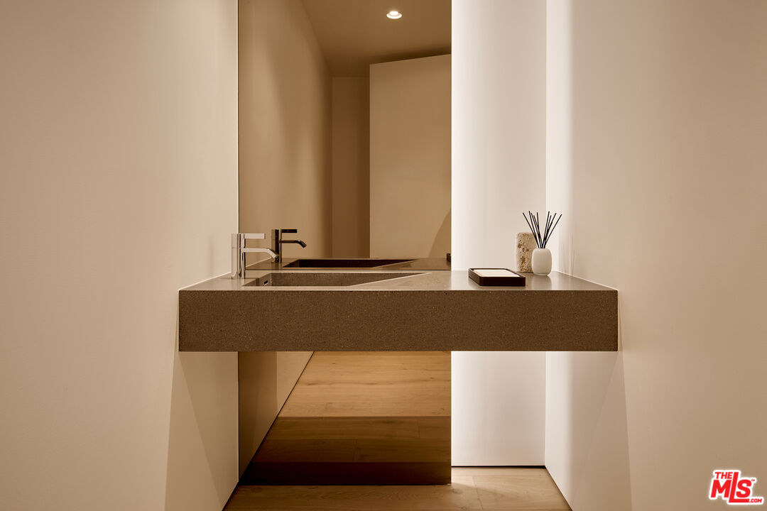 MLS #25587743 image #27