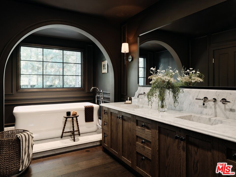 MLS #25587803 image #18