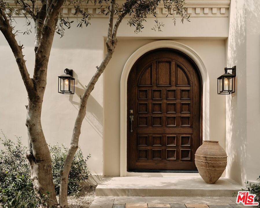 MLS #25587803 image #1