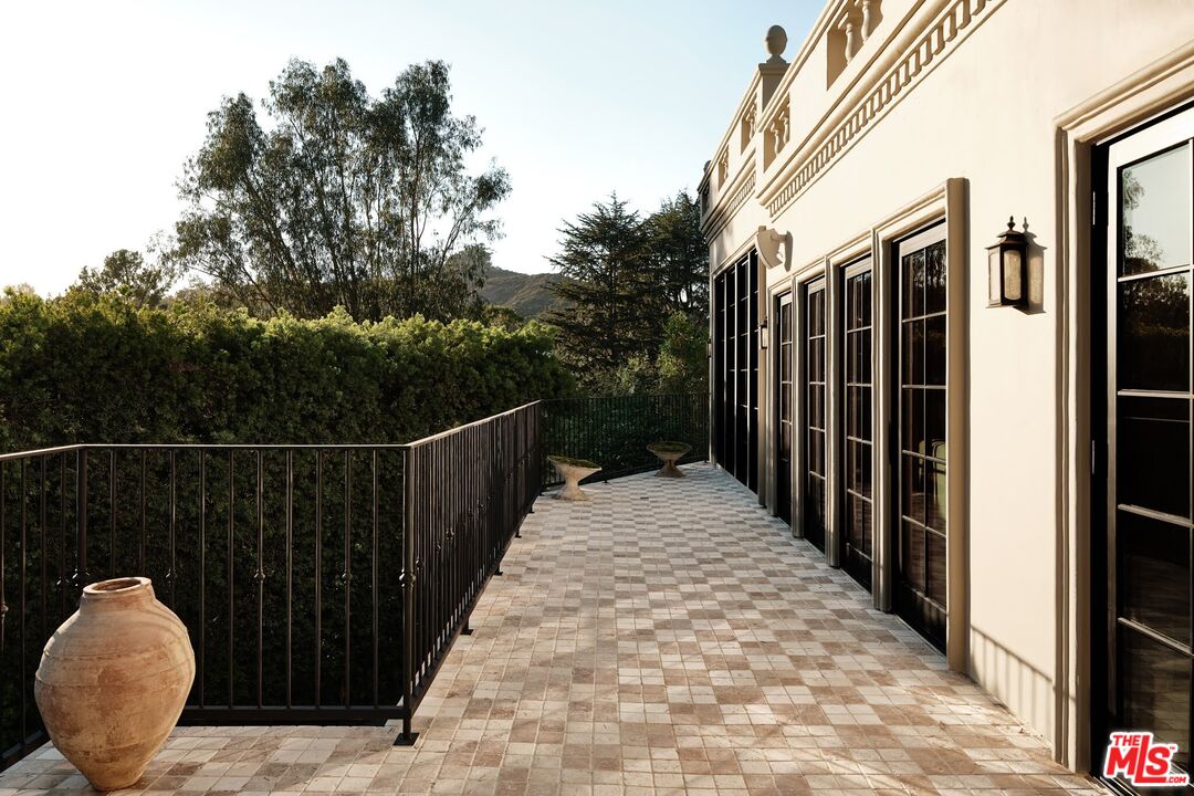 MLS #25587803 image #27