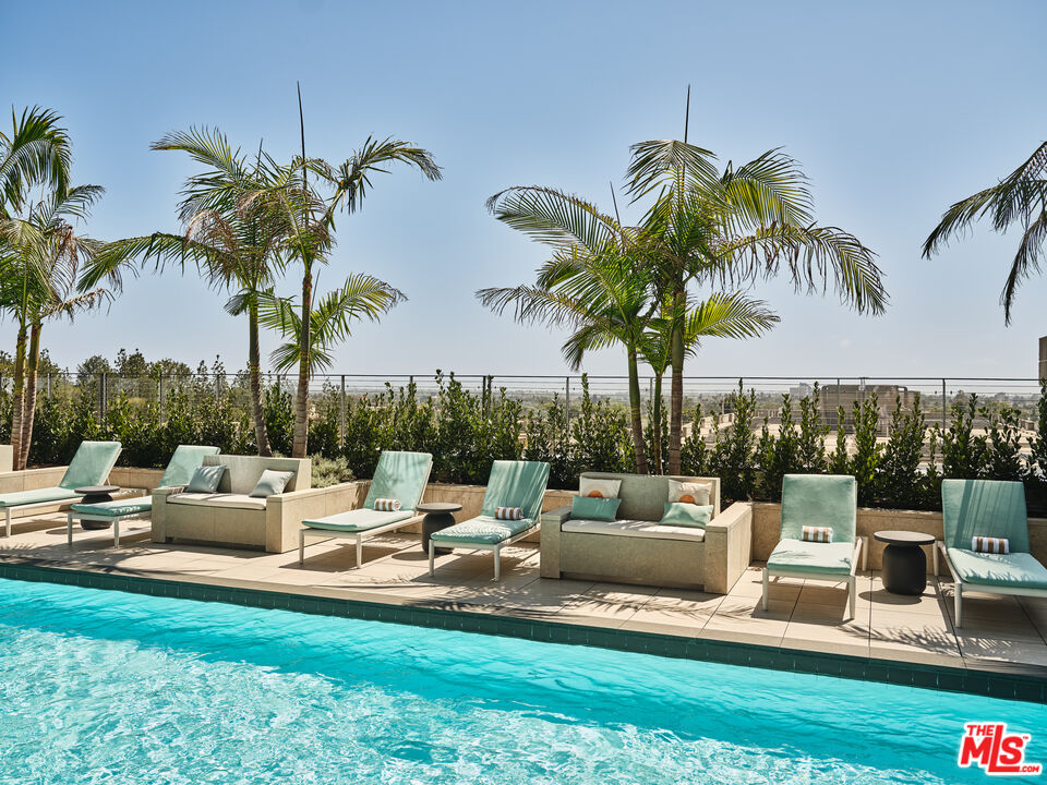 MLS #25587843 image #16