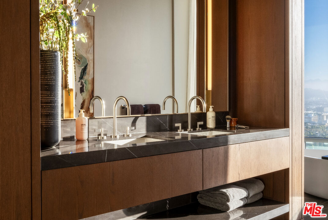 MLS #25587917 image #8