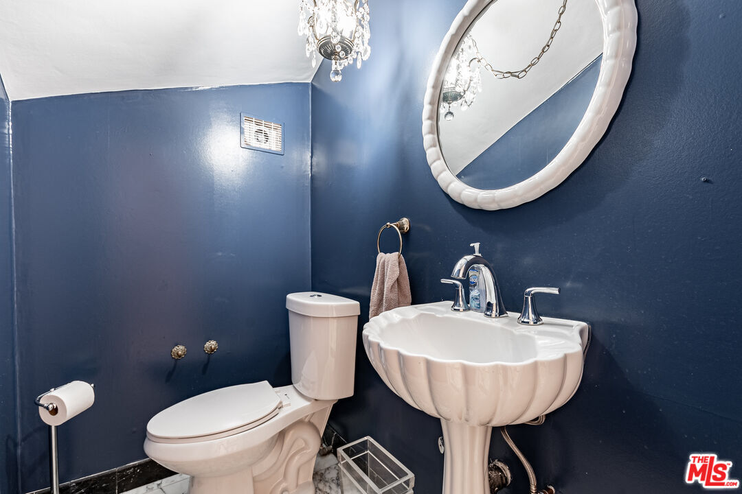 MLS #25588025 image #18