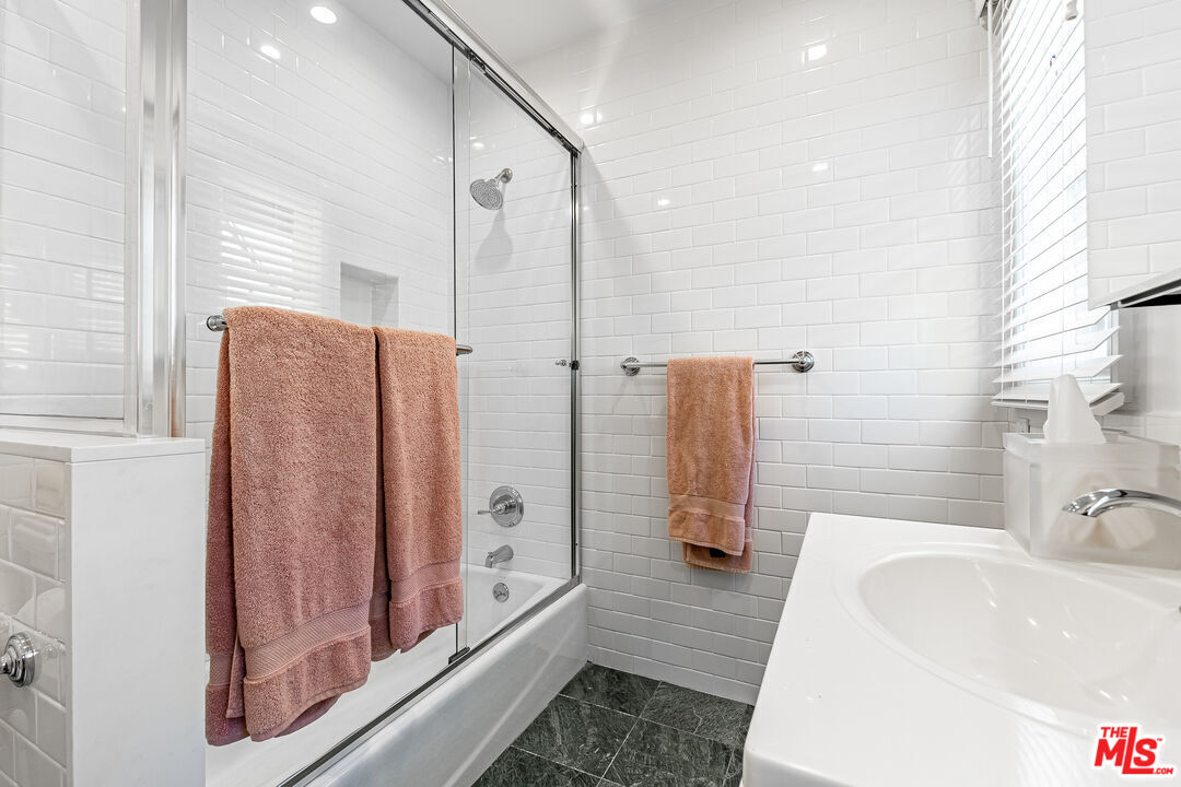 MLS #25588025 image #37