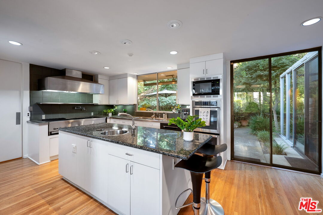 MLS #25588037 image #14