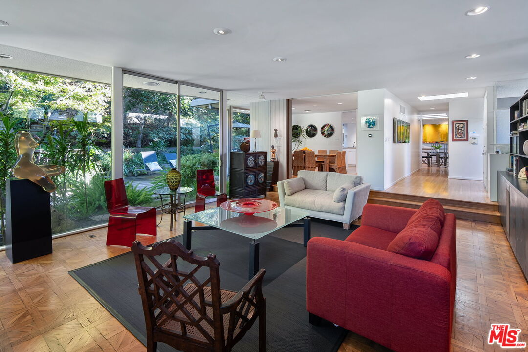 MLS #25588037 image #3