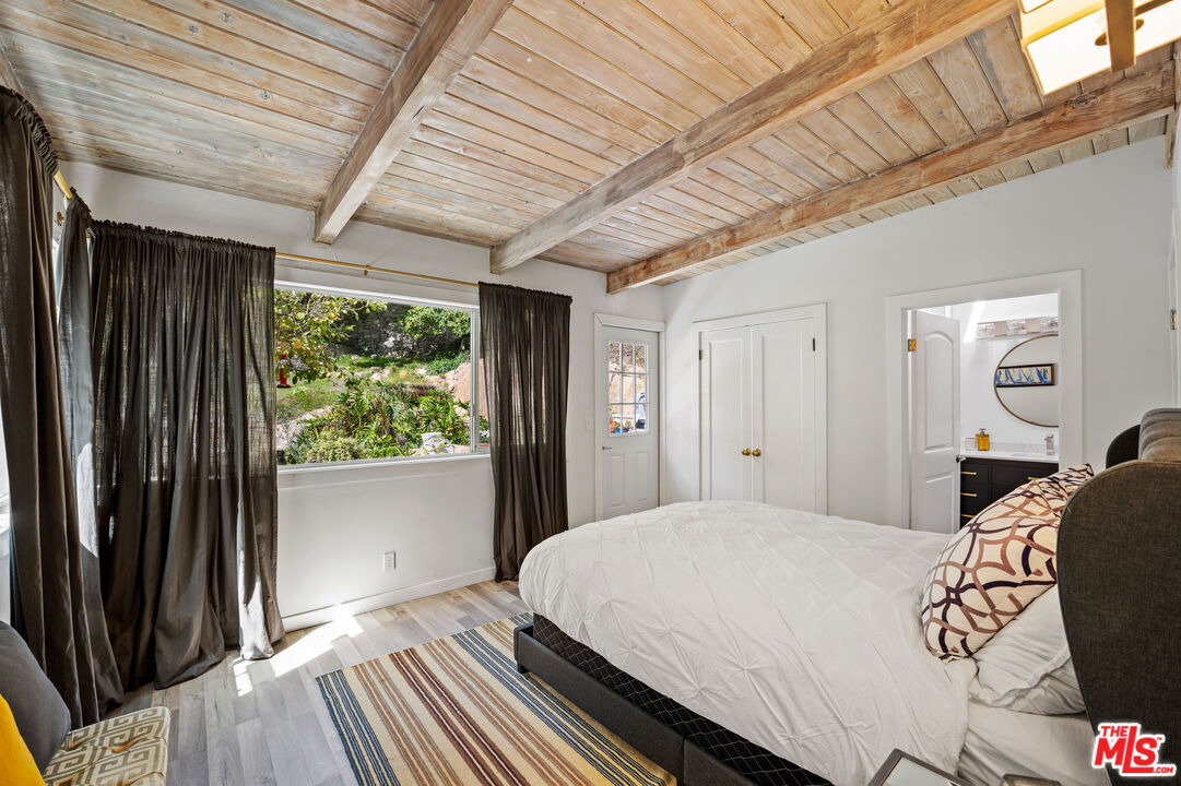 MLS #25588227 image #21