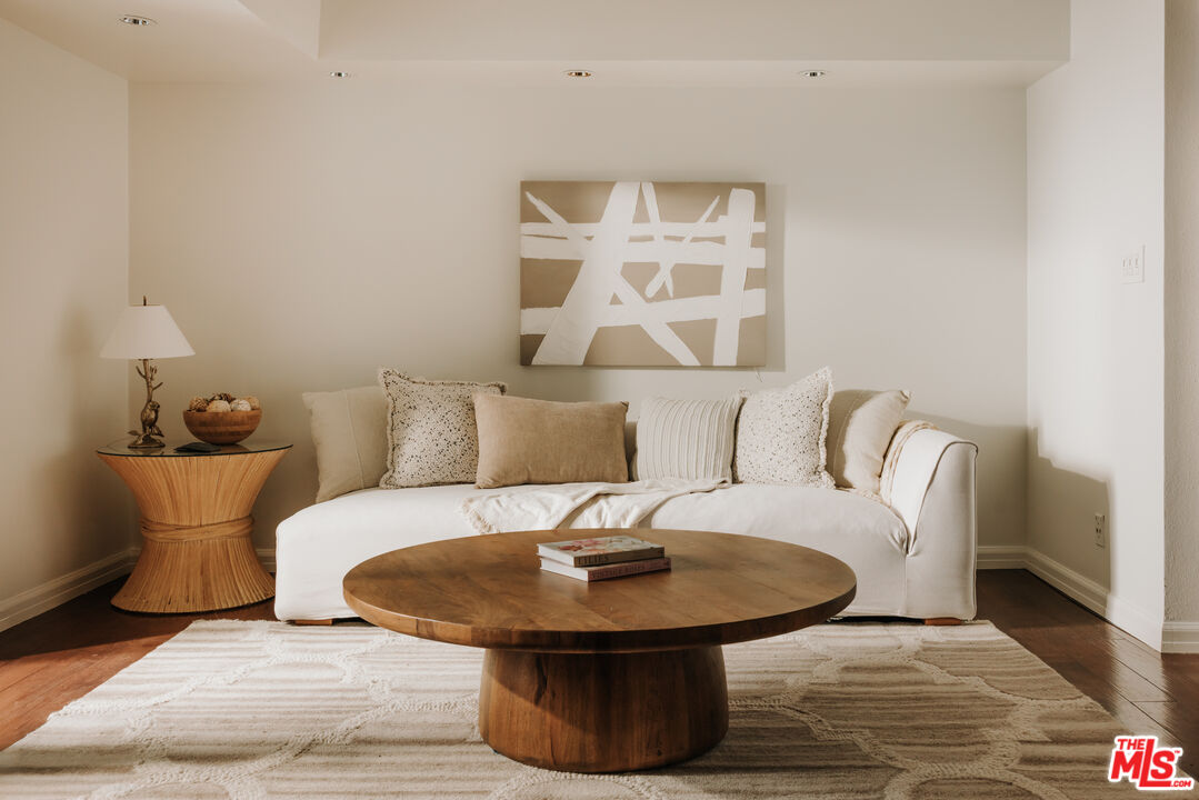 MLS #25588263 image #9