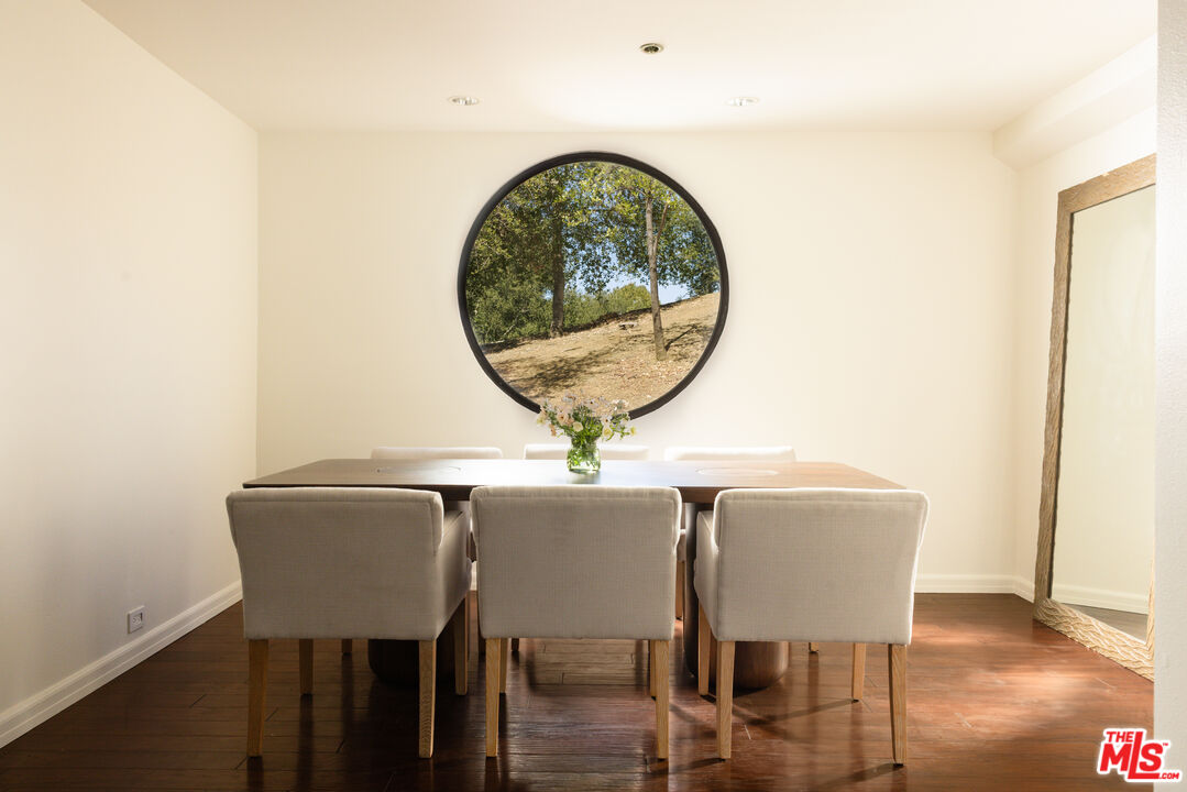 MLS #25588263 image #10