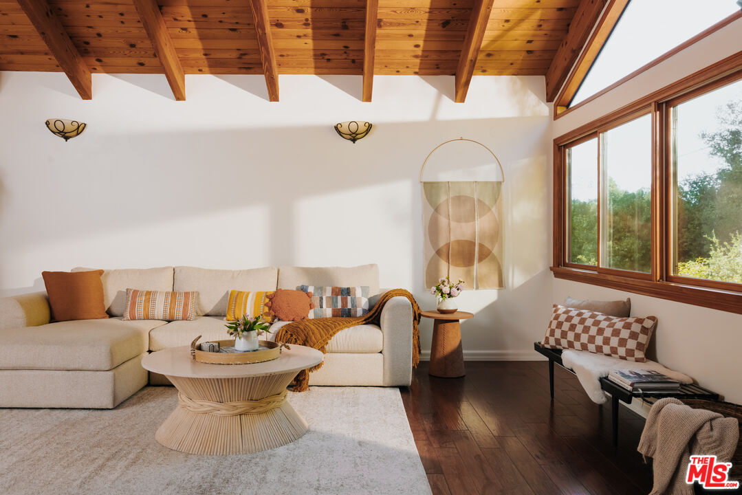 MLS #25588263 image #3