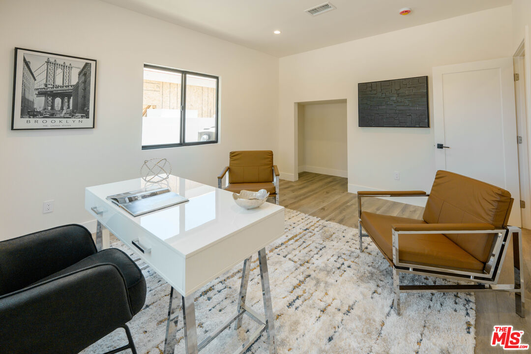 MLS #25588281 image #9