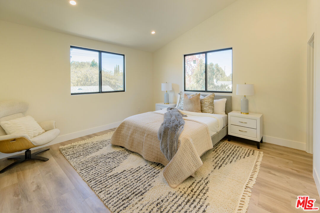 MLS #25588281 image #14