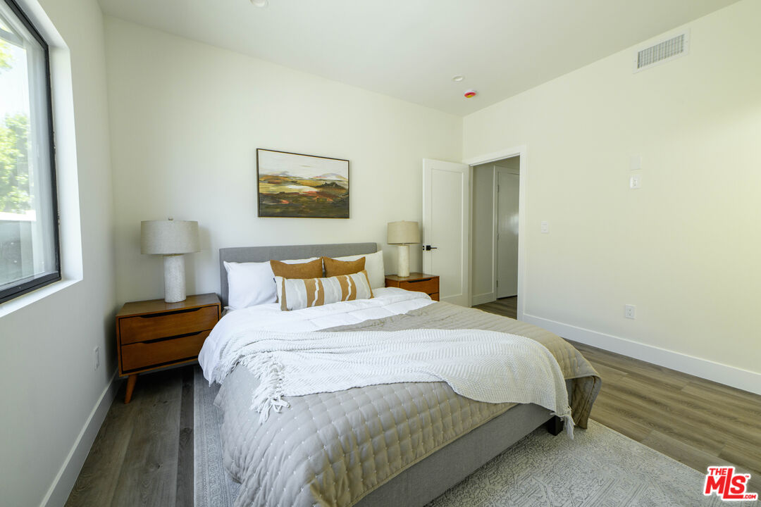 MLS #25588281 image #18