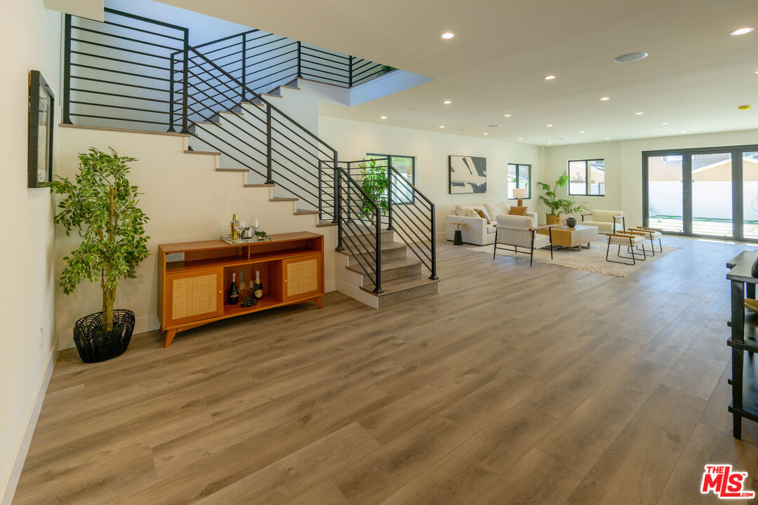 MLS #25588281 image #4