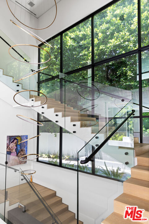 MLS #25588381 image #13