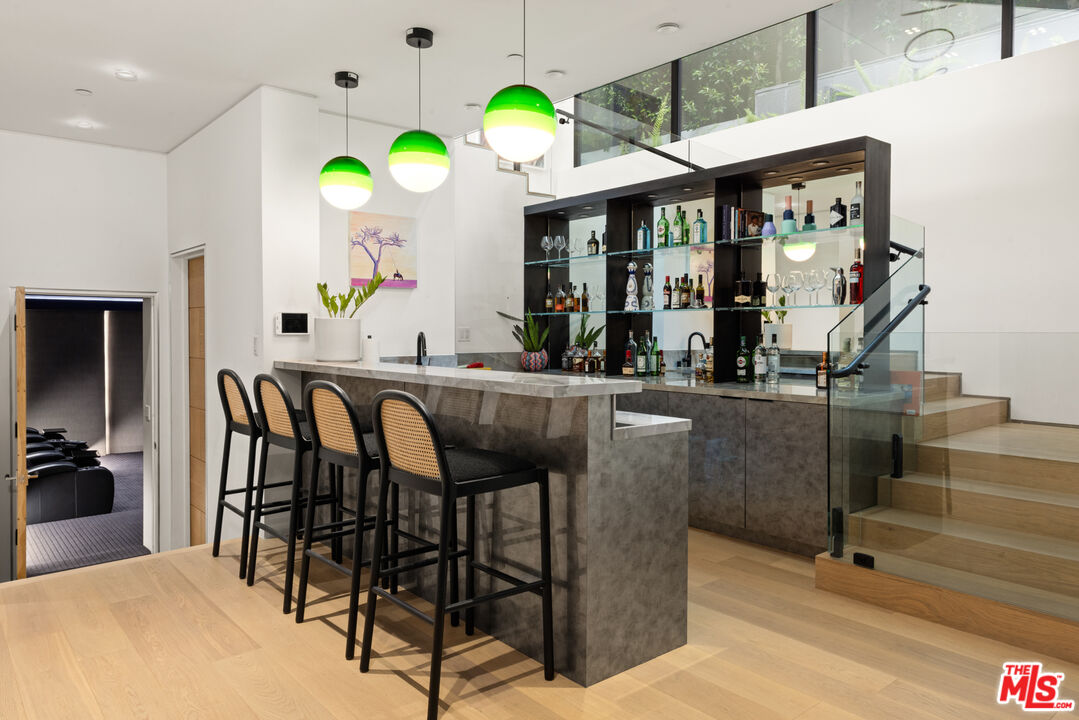 MLS #25588381 image #24