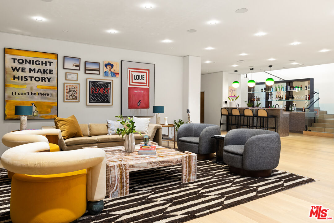 MLS #25588381 image #26