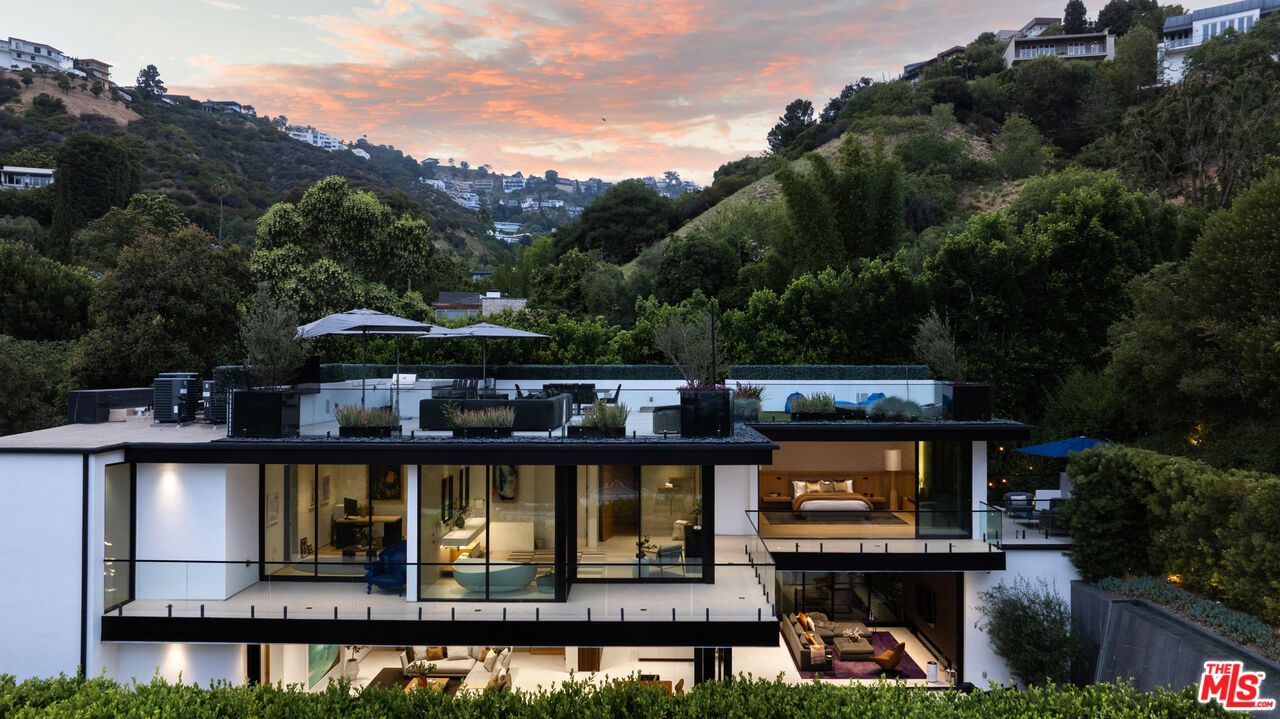 MLS #25588381 image #32