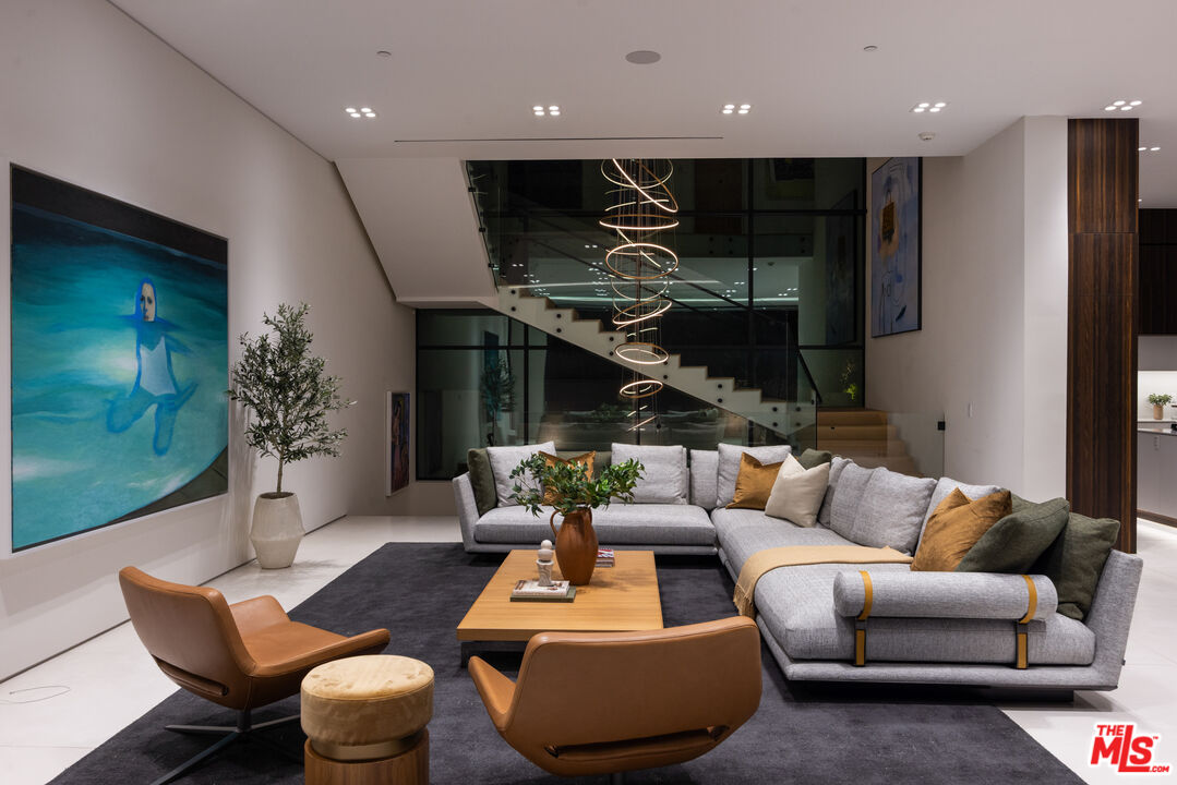 MLS #25588381 image #35