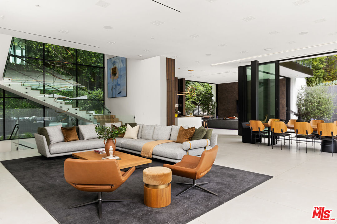 MLS #25588381 image #5