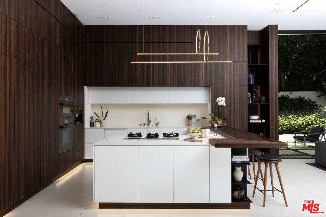 MLS #25588381 image #8