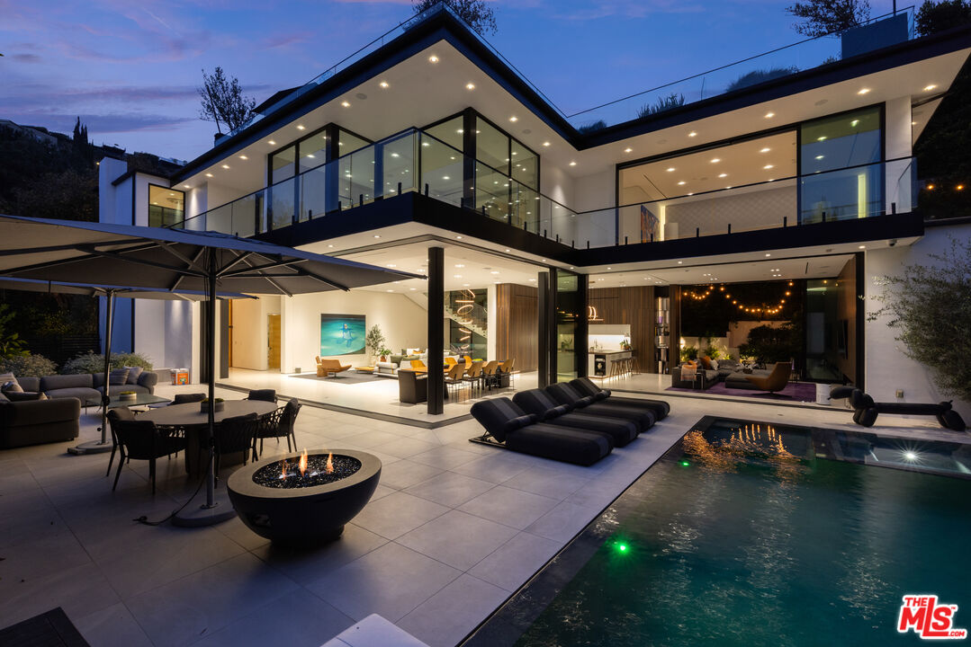 MLS #25588381 image #0