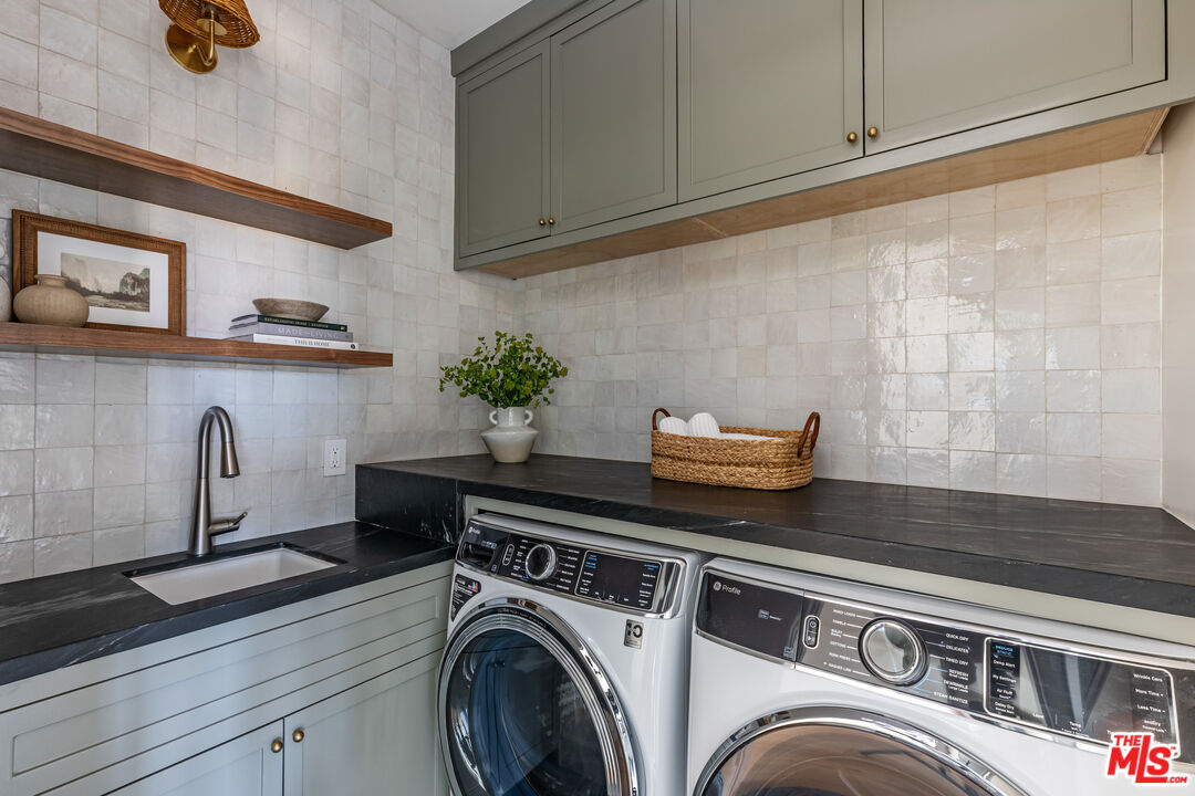 MLS #25589123 image #24