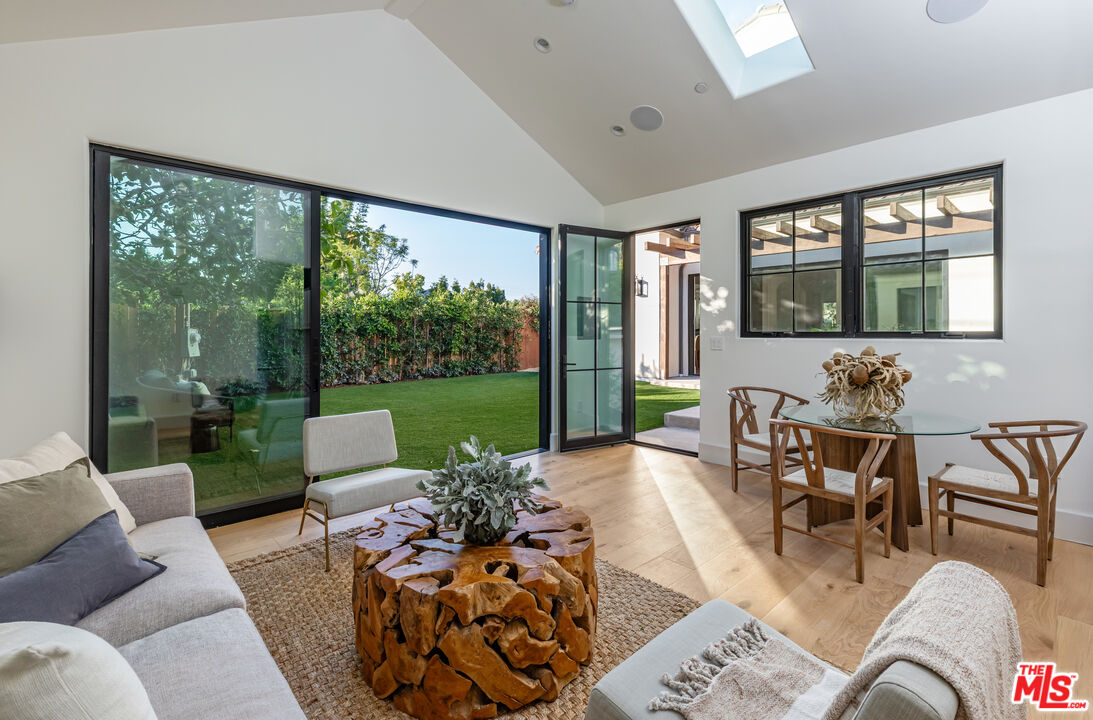 MLS #25589123 image #26