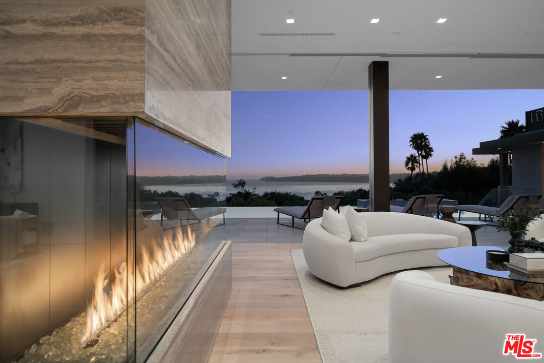 MLS #25589127 image #13