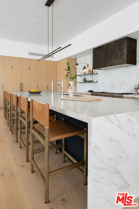 MLS #25589127 image #21