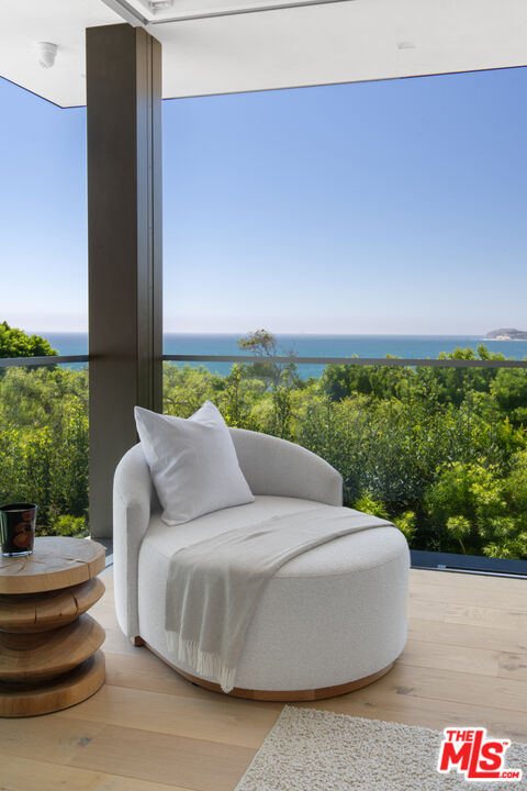 MLS #25589127 image #35