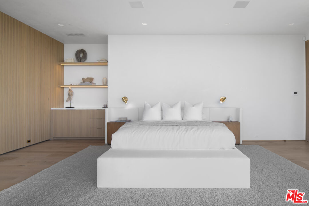 MLS #25589127 image #36