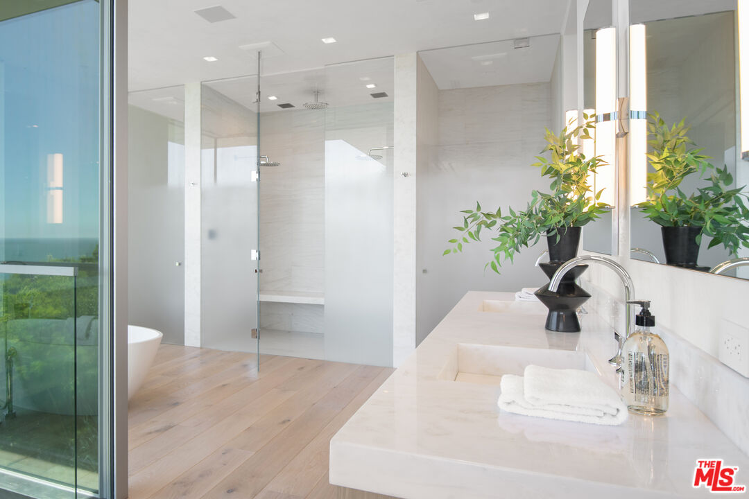 MLS #25589127 image #38