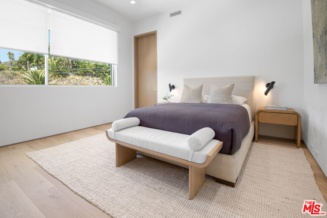 MLS #25589127 image #48