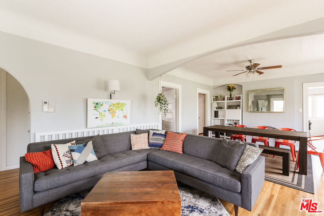 MLS #25589179 image #1