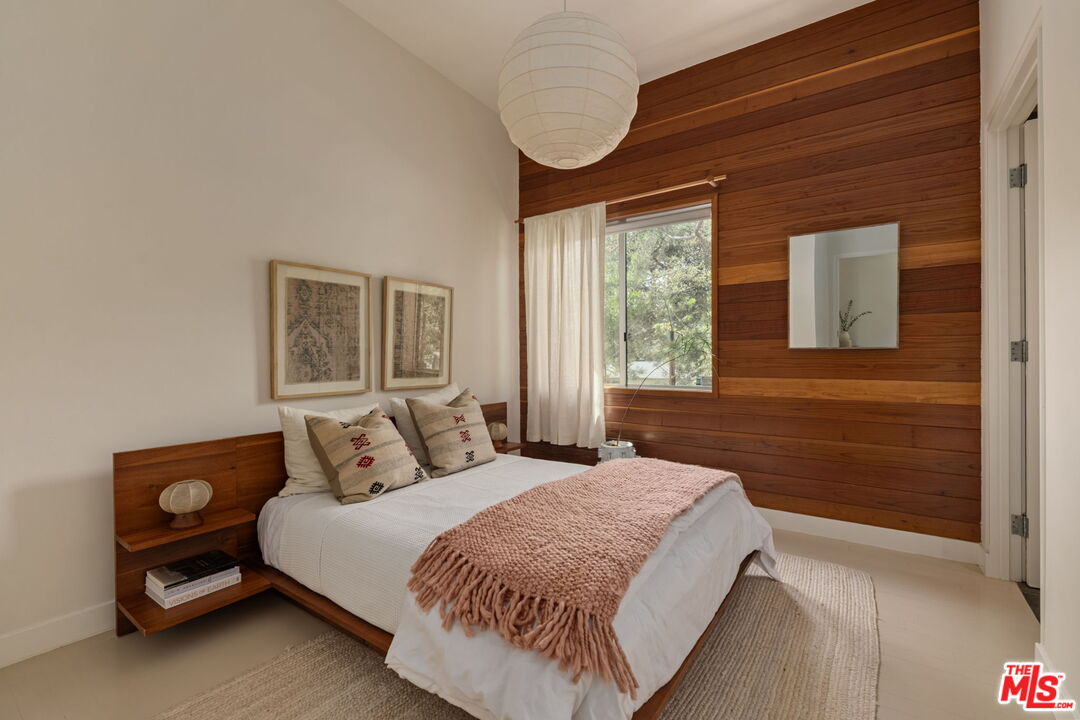 MLS #25589219 image #16