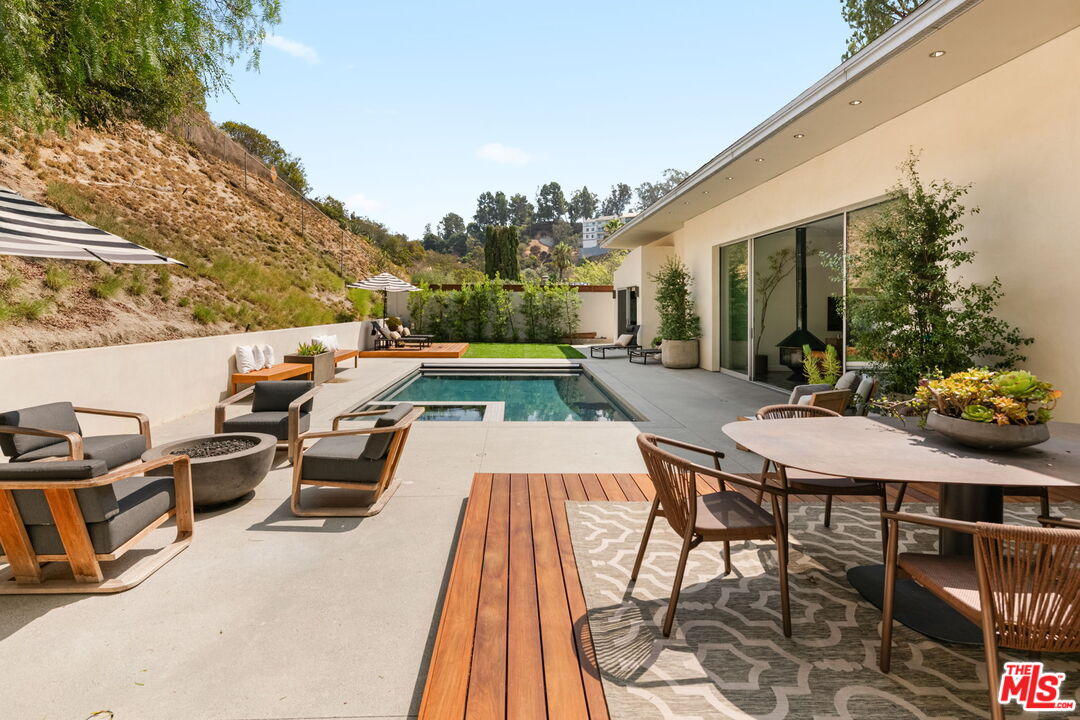 MLS #25589219 image #21