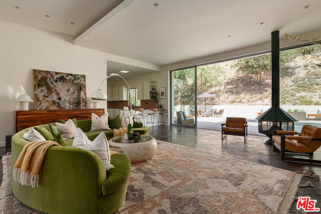 MLS #25589219 image #4