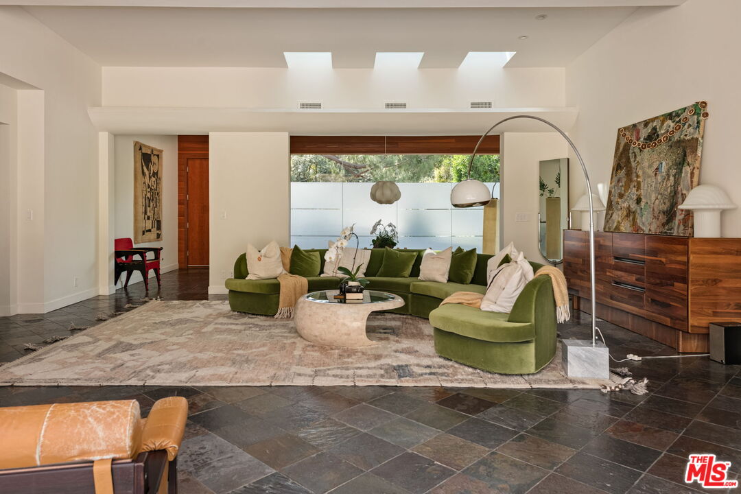 MLS #25589219 image #6