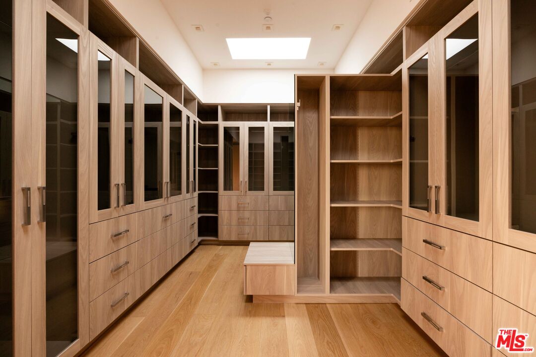 MLS #25589279 image #14